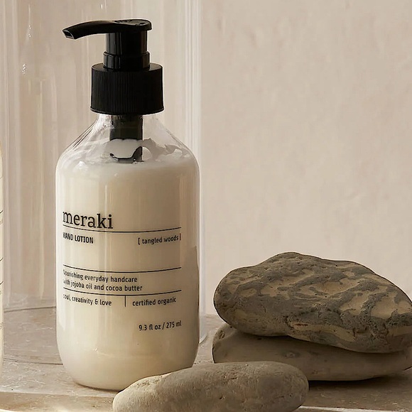 New! 🇩🇰Meraki Hand Lotion in Tanglewood 9.3oz/275mL - Picture 1 of 5